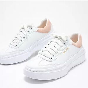 Skechers White and Pink Women's Sneakers